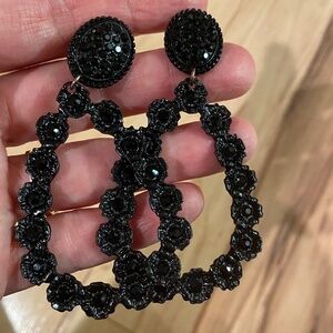 Black Dangle earrings